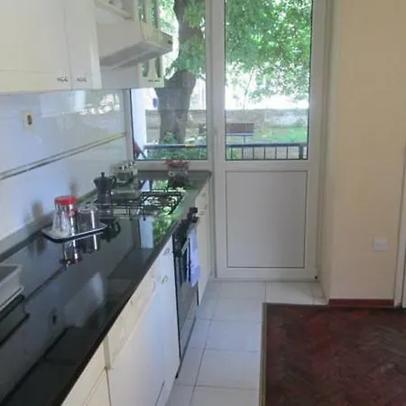 Dok Apartment *